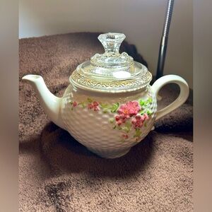 Teapot 1985 teleflora pink and white